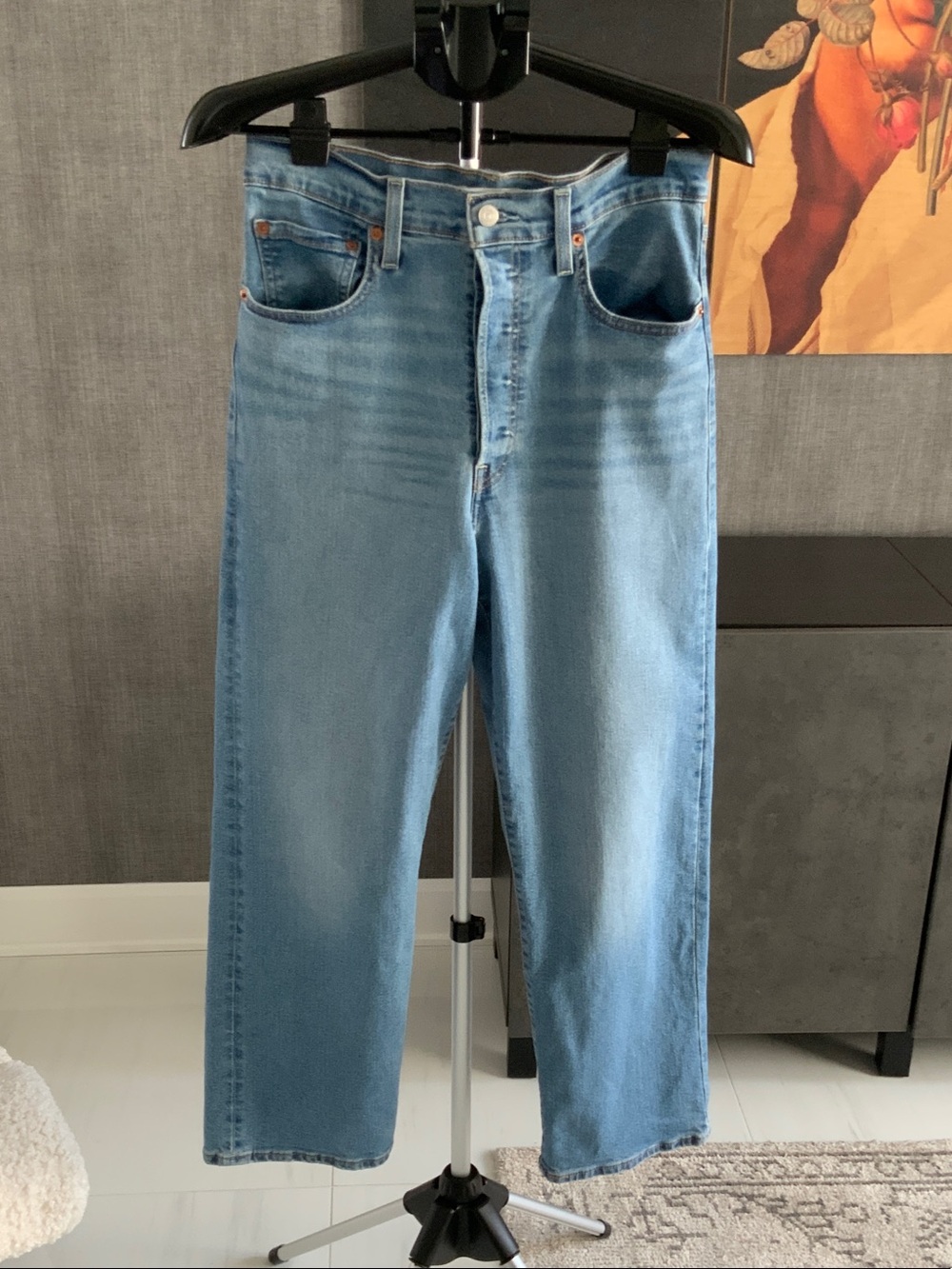 Levi's Light Blue Ribcage straight ankle Jeans 30